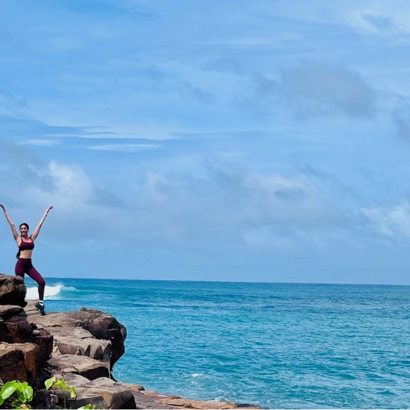 Welcome to my closet!!!! 😍 - Picture 2 of 16